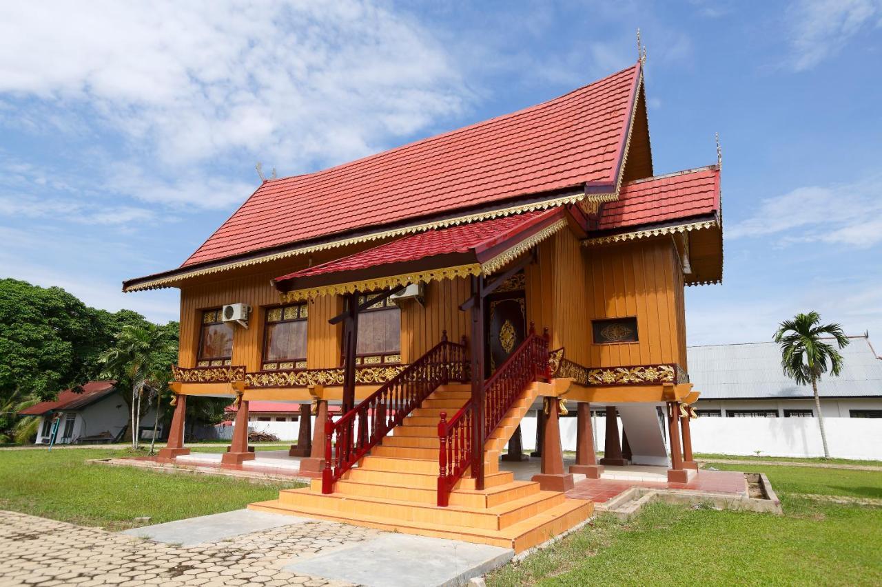 Amaris Hotel Muara Bungo - Jambi Zewnętrze zdjęcie